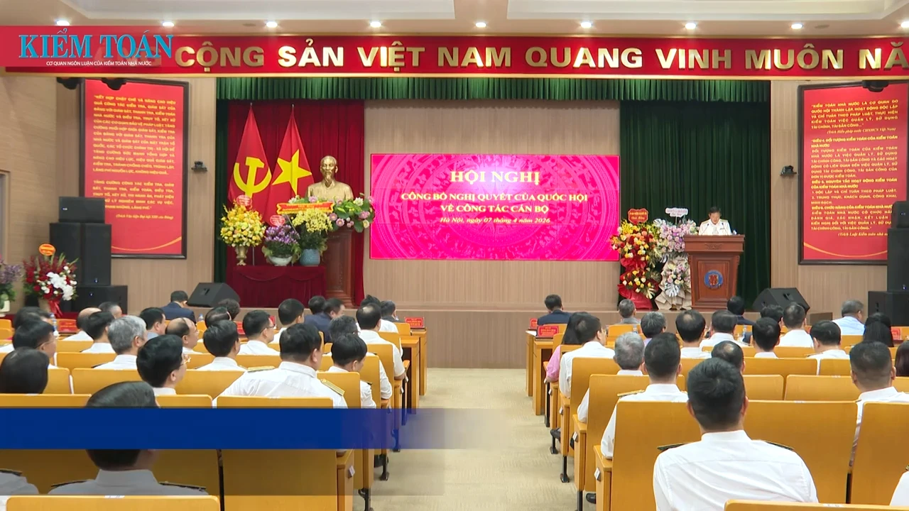 Công bố và trao Nghị quyết của Quốc hội bầu đồng chí Nguyễn Hữu Nghĩa giữ chức Tổng Kiểm toán nhà nước